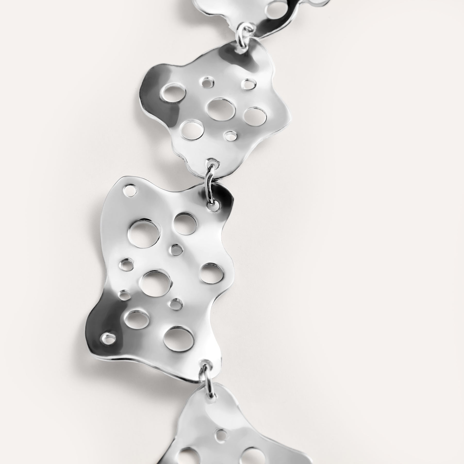 white gold performa series79 chain necklace for women men gold pendant necklace gold jewellery