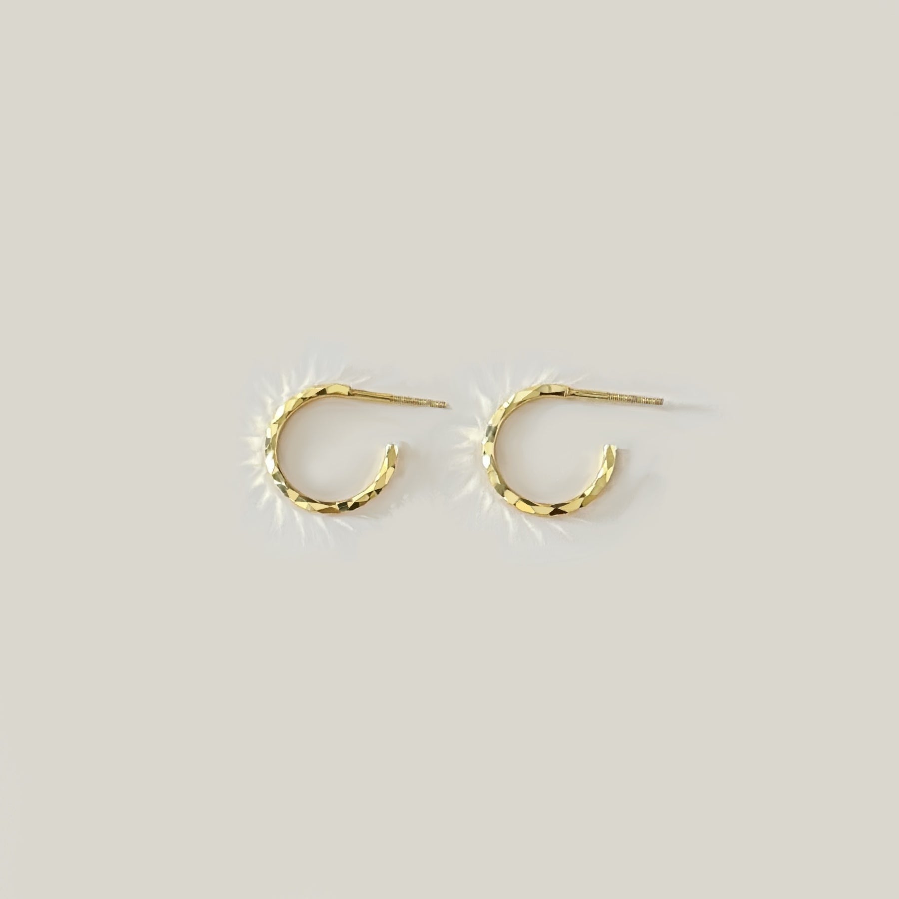 yellow 18k gold earrings for women men ladies gents gold ear rings gold hoops gold jewellery