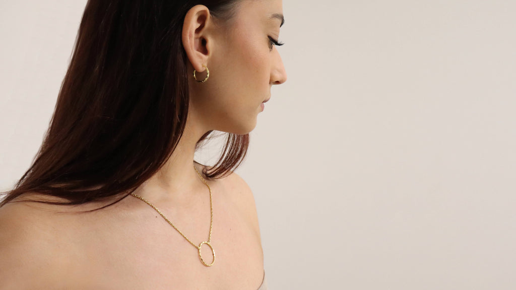 Harlequin Round Yellow Gold Necklace & Pendant