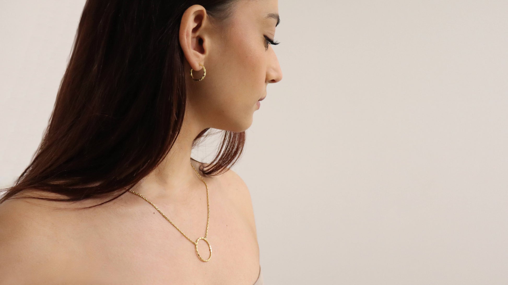 Harlequin Round Yellow Gold Necklace & Pendant