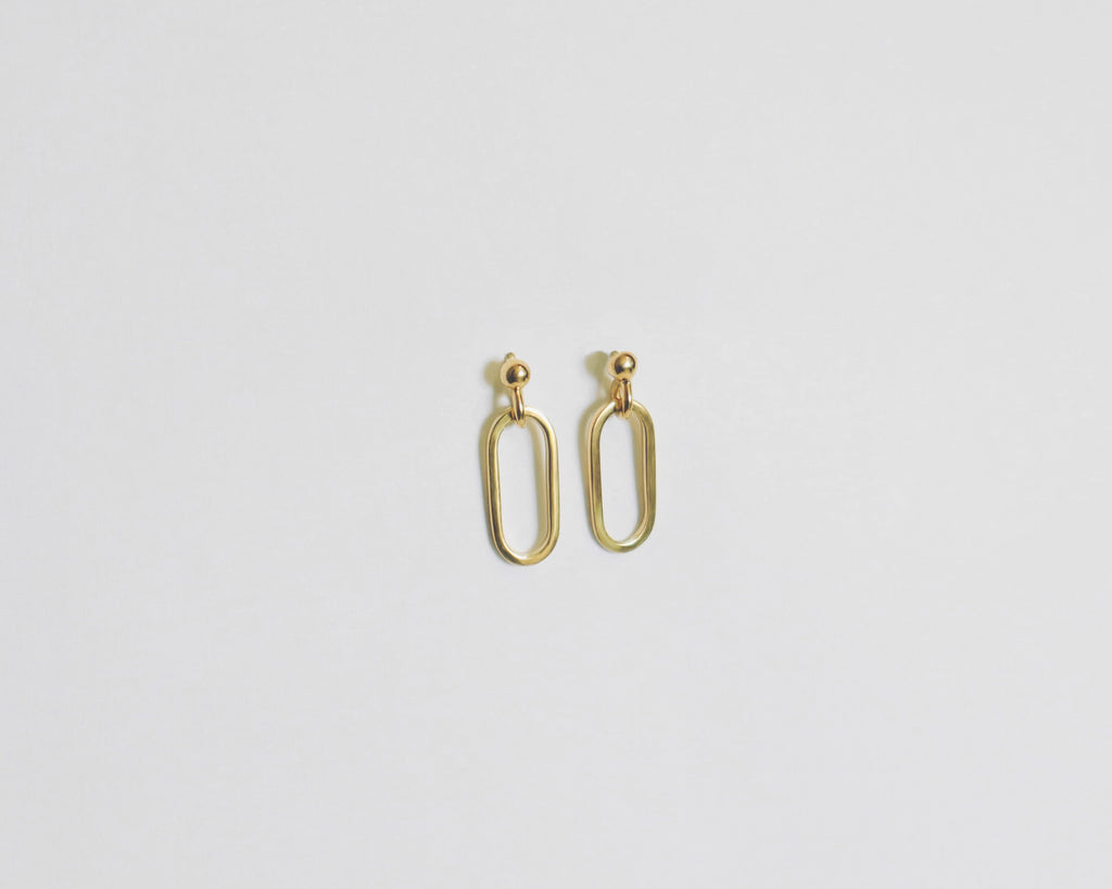 Classica Paperclip Yellow Gold Earrings