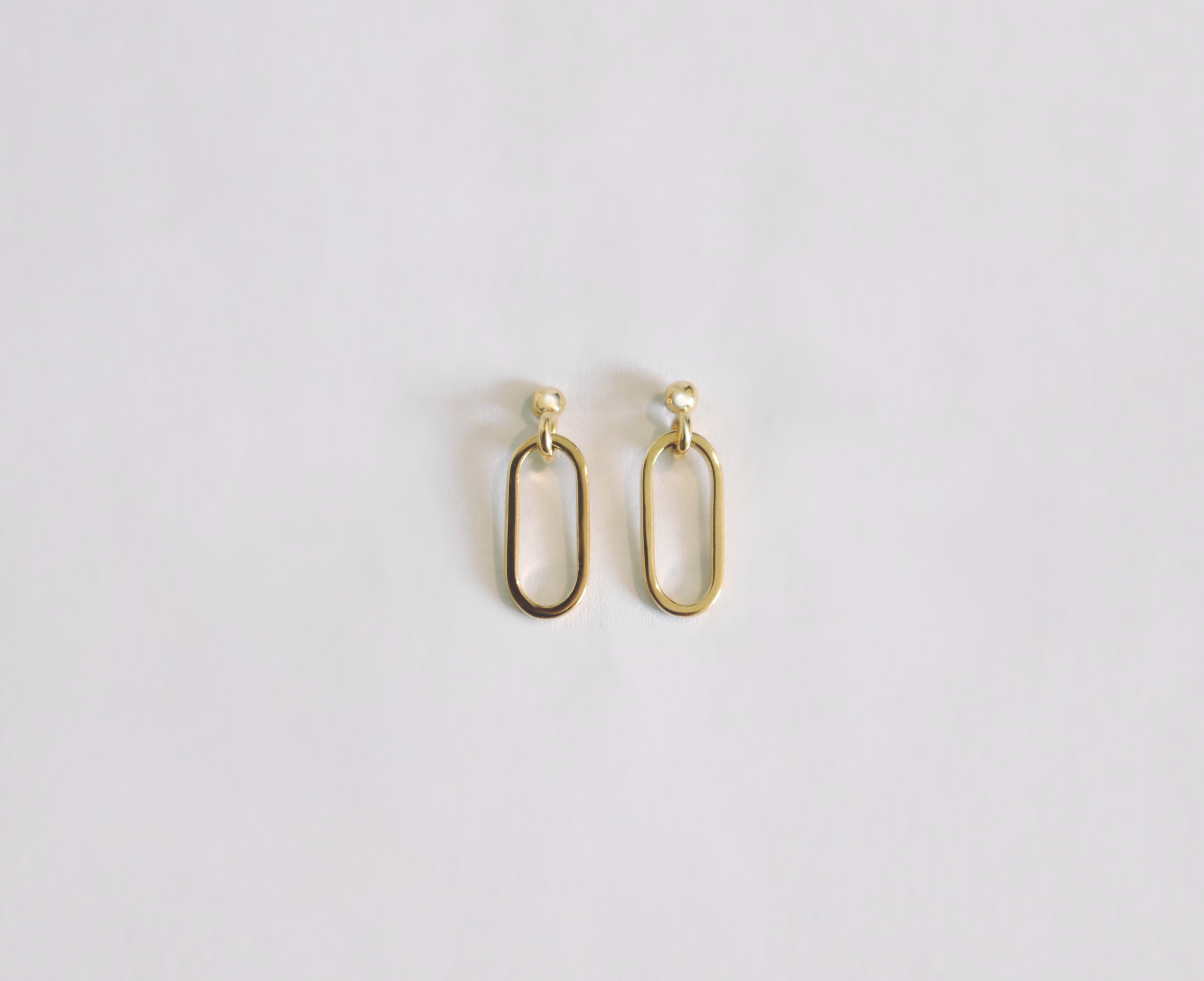 Classica Paperclip Yellow Gold Earrings